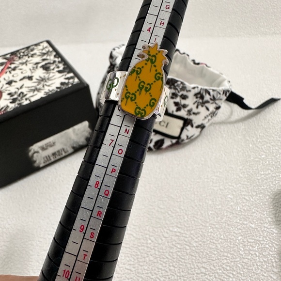 NWOT authentic Gucci Sterling Silver Enamel GucciGhost Pineapple GG Ring us6 - Picture 9 of 16